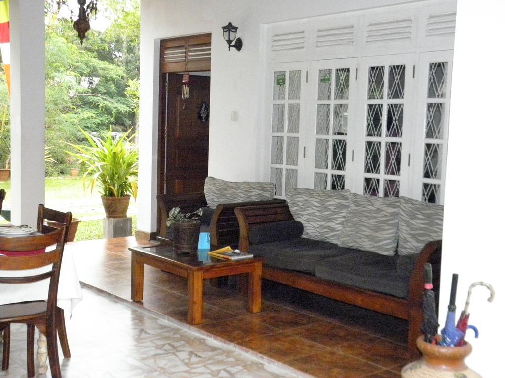 Villa Begonia Katugastota Extérieur photo