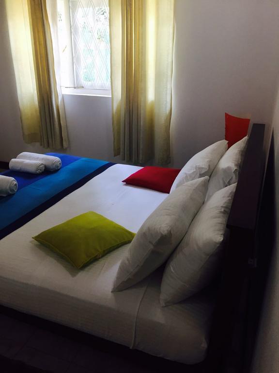 Villa Begonia Katugastota Extérieur photo