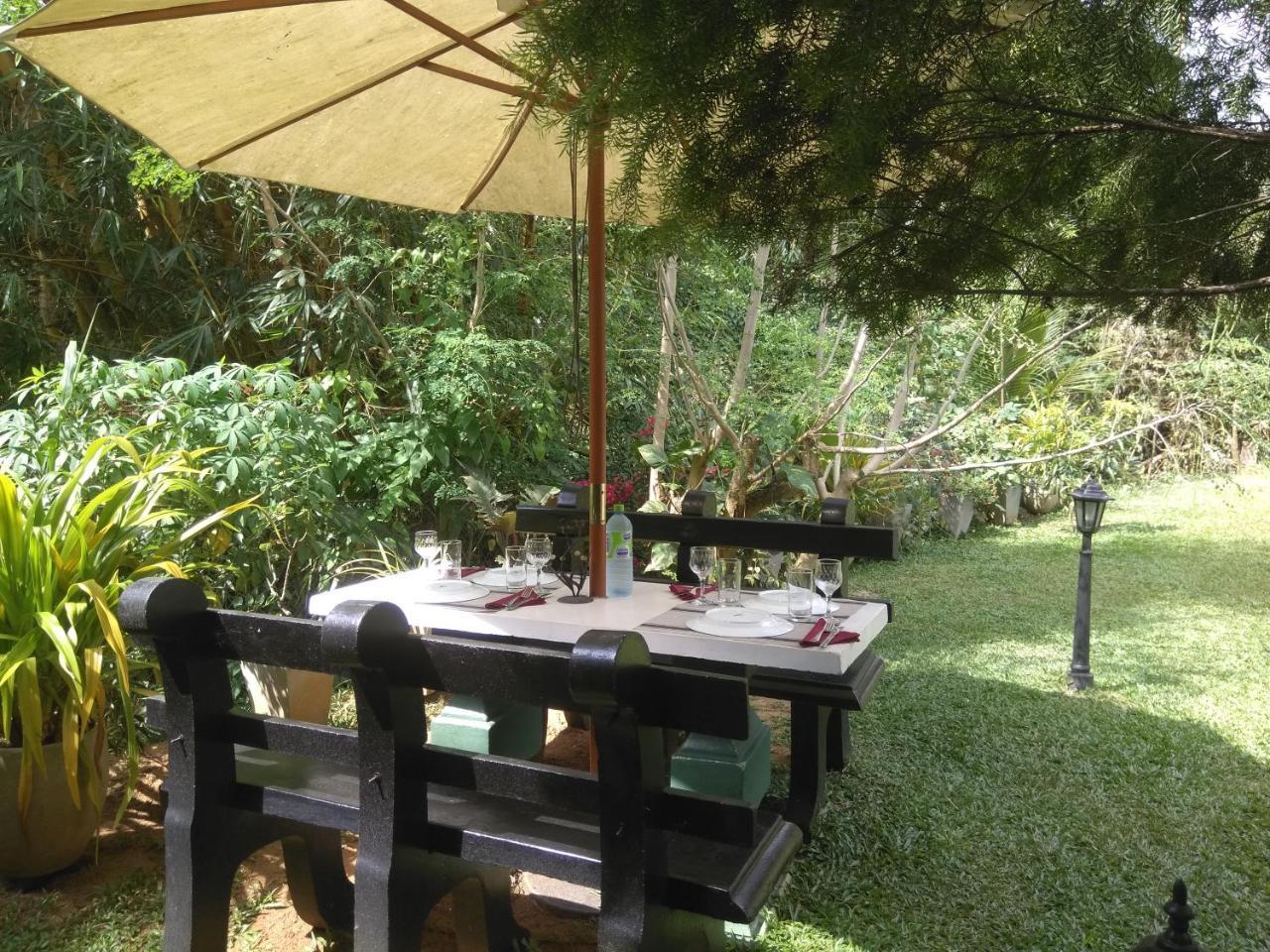 Villa Begonia Katugastota Extérieur photo
