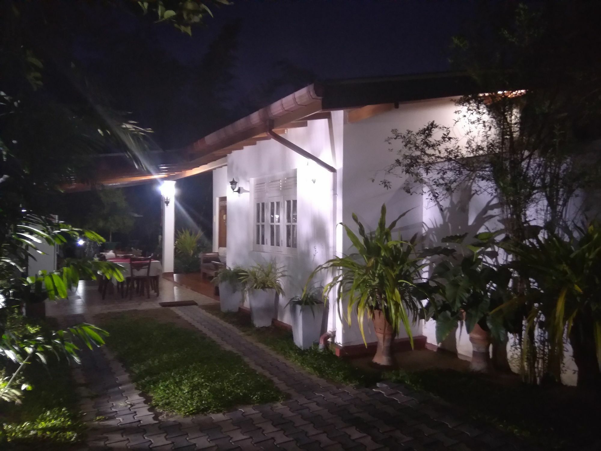 Villa Begonia Katugastota Extérieur photo